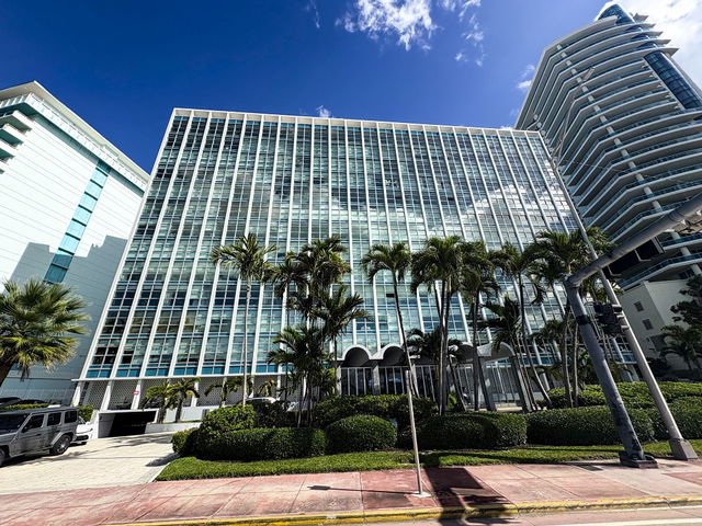 Crystal House  photo 3